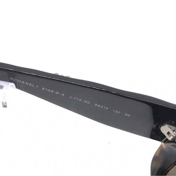 Vintage Chanel Sunglasses - Picture 10 of 14